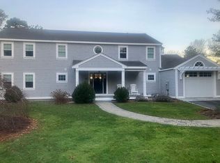 87 Loomis Ln, Centerville, MA 02632