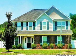 115 Bayleaf Dr, Raeford, NC 28376