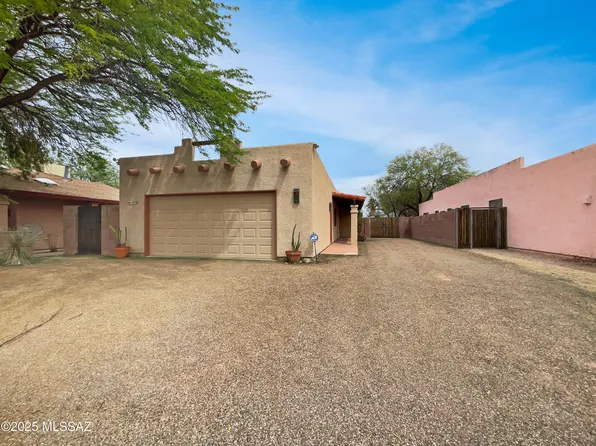 1970 N Lindenwood Ct, Tucson, AZ 85712