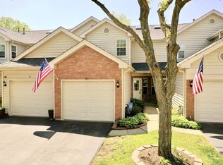 53 Fairway Dr, Glendale Heights, IL 60139