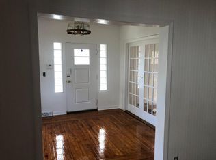 890 Hope St, Providence, RI 02906