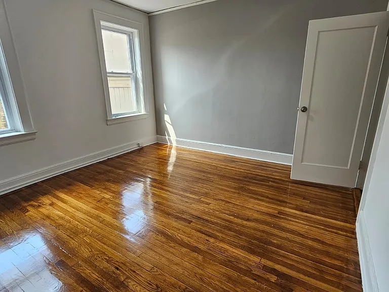 790 Clinton Ave #2D — Photo 13