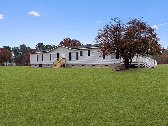 3rd image of 566 Centerwood Rd