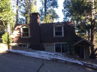 23982 Scenic Dr, Crestline, CA 92325