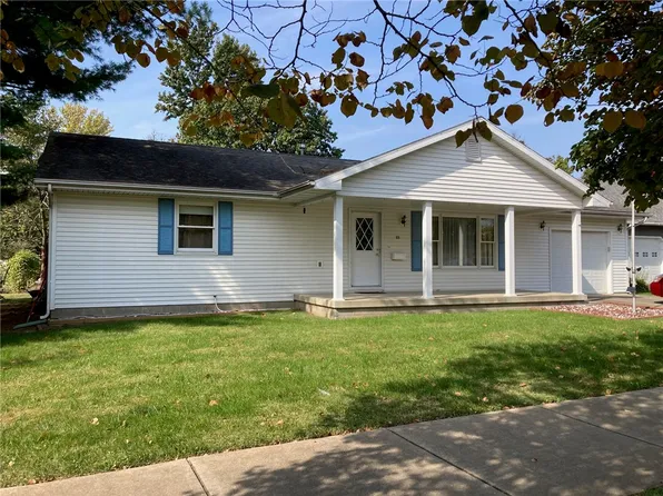 920 N Broadway St, Shelbyville, IL 62565