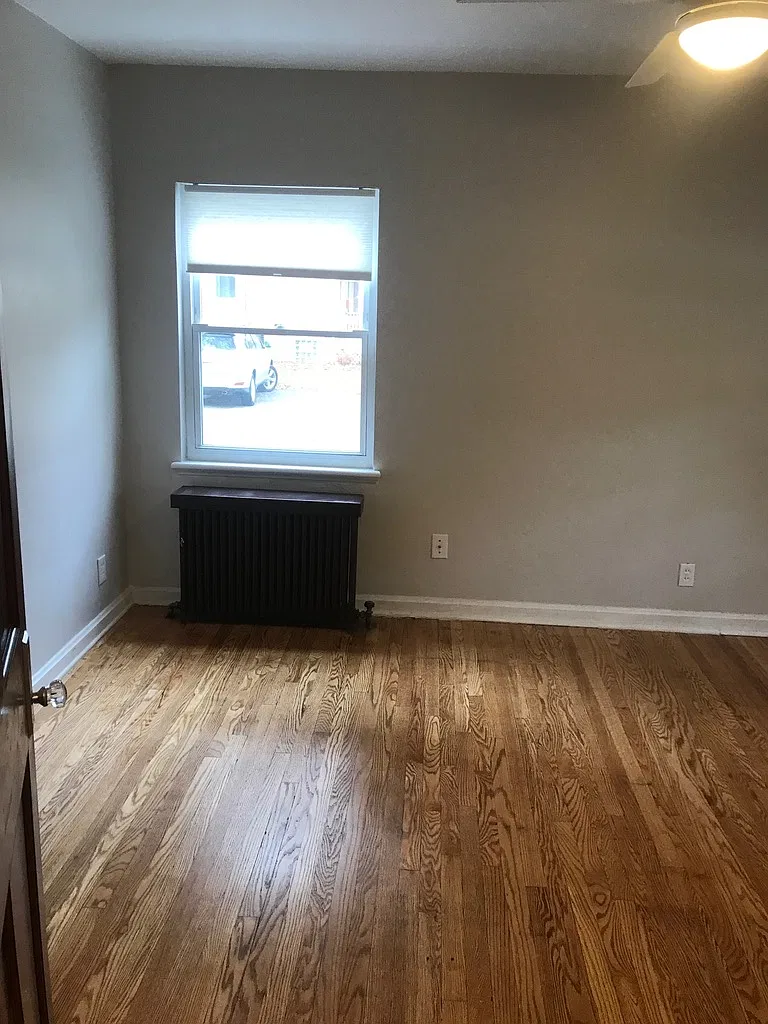 1 bed, $1,090 — Photo 2