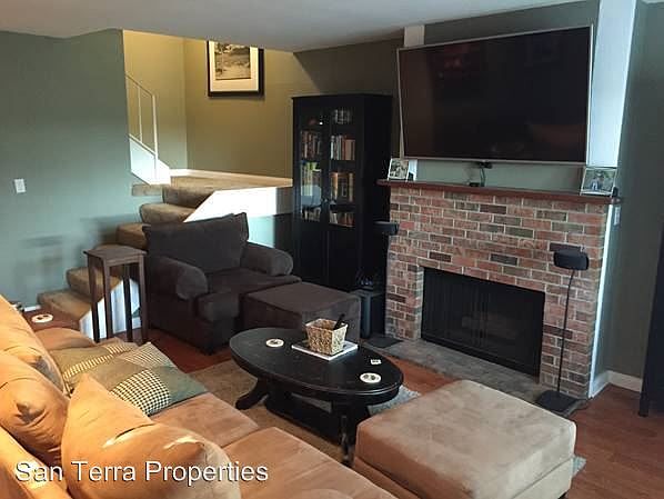 1st image of 9844 Apple Tree Dr Unit B