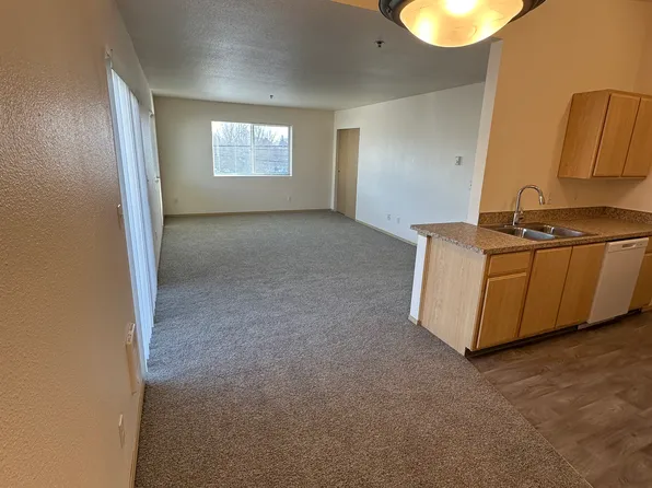 Wildflower Apartments, 1938 Geary St SE #2B-2Ba-1127Sqft, Albany, OR 97322