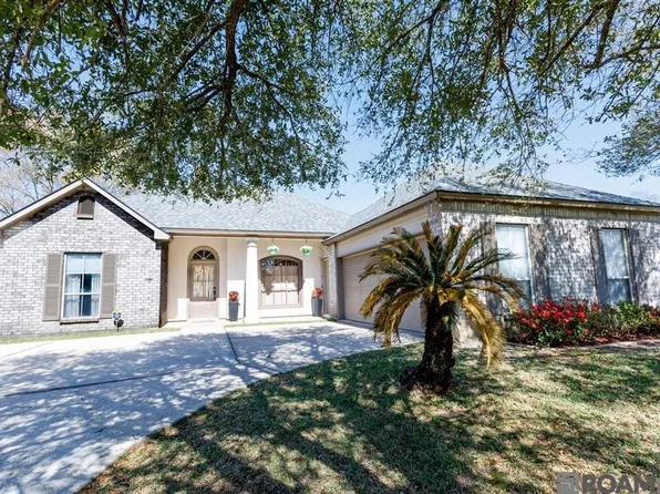 18307 Lake Orchid Dr, Baton Rouge, LA 70817