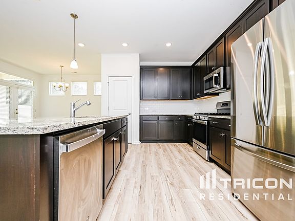 5th image of 304 Fairmont Ave
