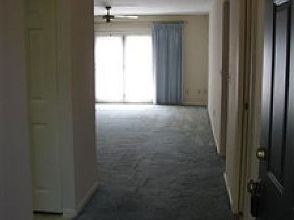 4th image of 16625 Lake Circle Dr