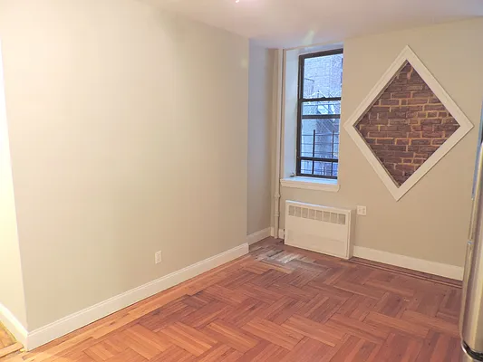 Rented by J Misrahi Realty Corp | media 25