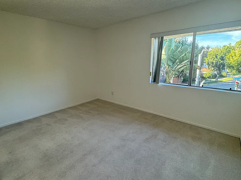 The Westwood Park Apartments — Photo 33