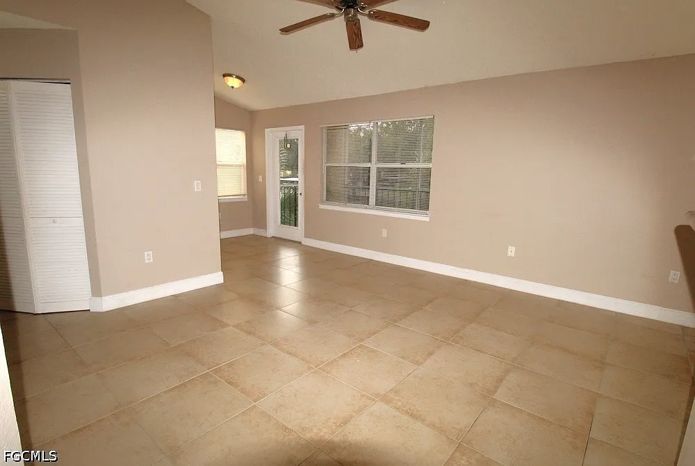 2 bed, 2.0 bath, 1033 sqft, $1,450 — Photo 4