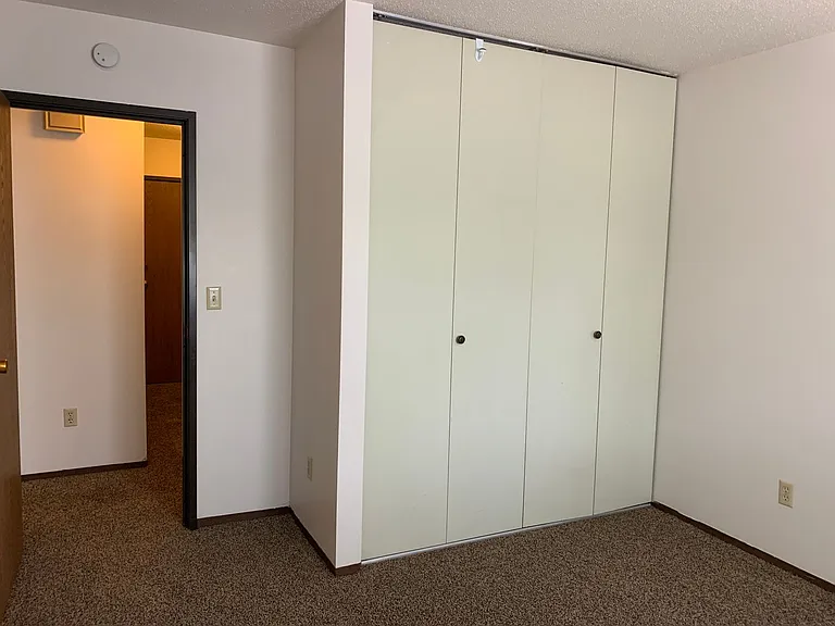 Silver Leaf Apartments — Photo 53