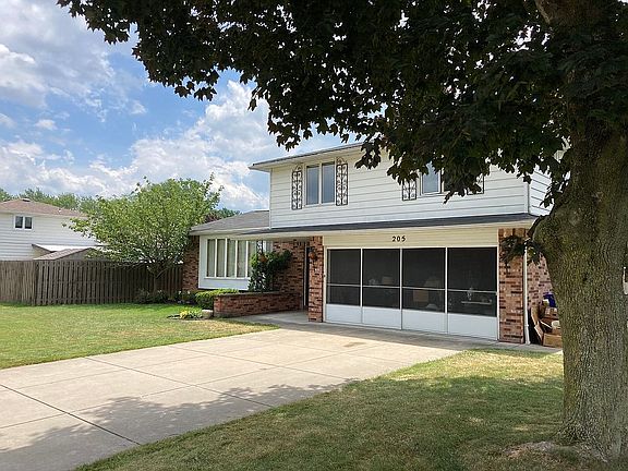 2nd image of 205 Sharon Dr