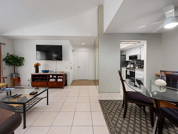 5th image of 222 N Calle El Segundo APT 502
