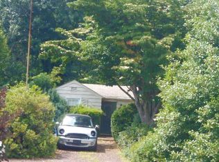 56 Cameron Rd, Huntingdon Valley, PA 19006