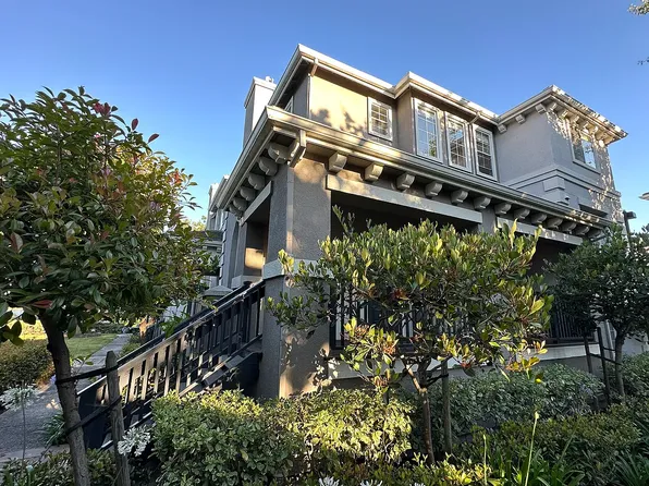 123 Sydney Ln, Redwood City, CA 94063