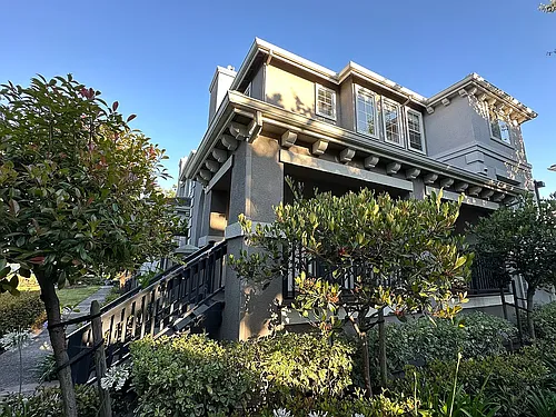 123 Sydney Ln Photo 1