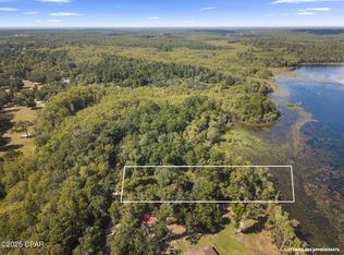 3126 Magnolia Dr, Chipley, FL 32428