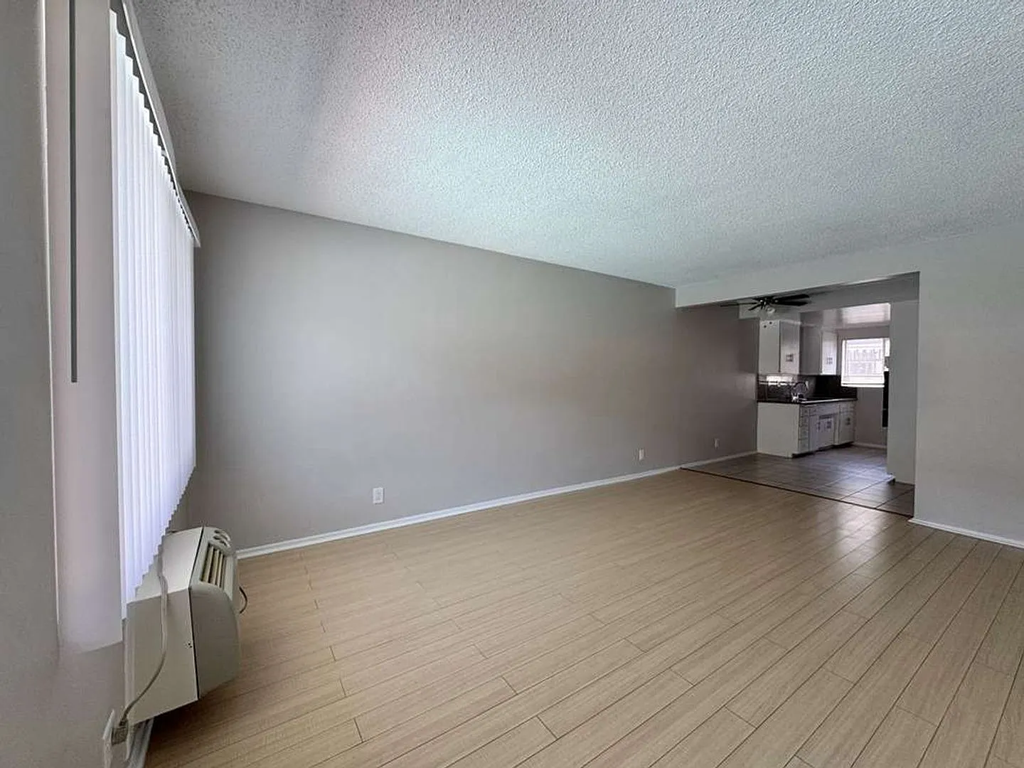 731 N Azusa Ave — Photo 2
