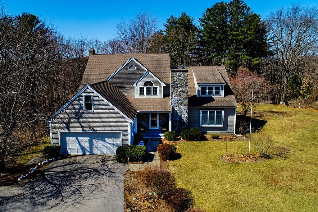 135 Hosmer St, Hudson, MA 01749 Zillow