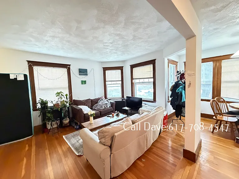 238 S Huntington Ave #10 — Photo 3