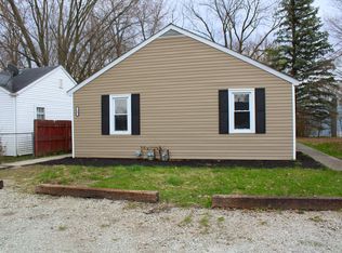 23 W 40th St, Anderson, IN 46013