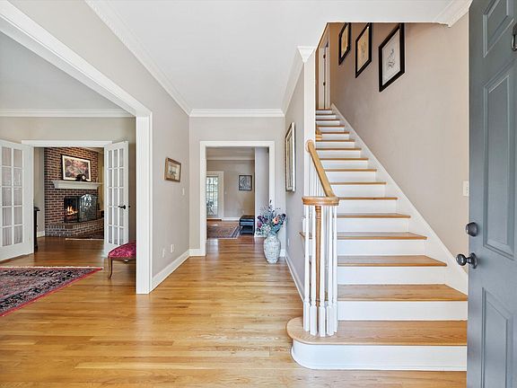 3rd image of 2229 Shannawood Dr