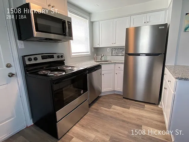 1508 Hickory St — Photo 9