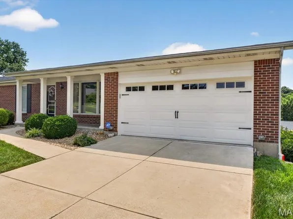 4708 Kingbird Ln, Saint Louis, MO 63128