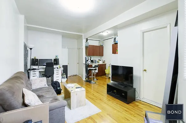 Rented by Bond New York | media 2