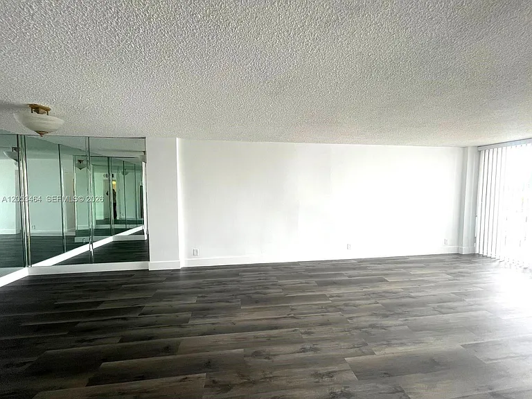 2450 NE 135th St #209 — Photo 6
