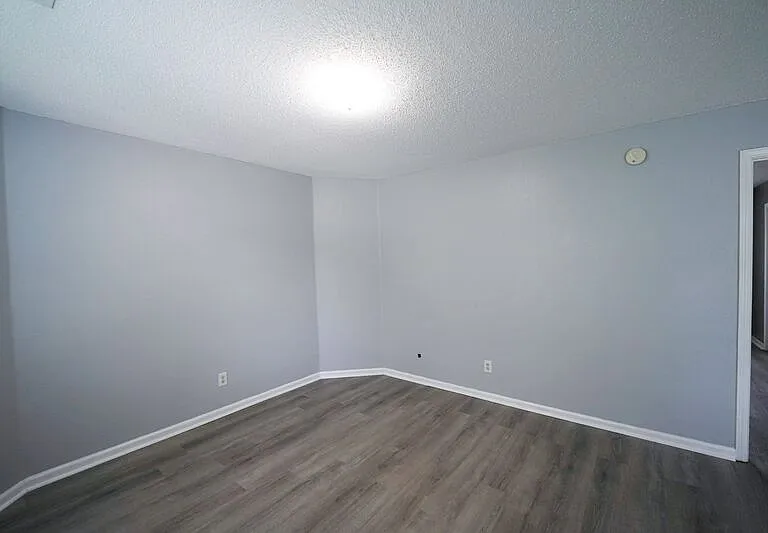 8 Willow Lakes Dr — Photo 16