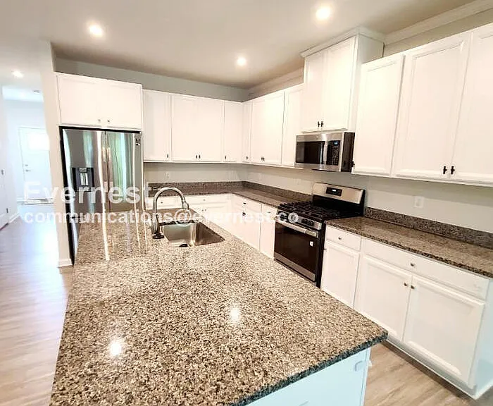 217 Capeside Ct — Photo 7