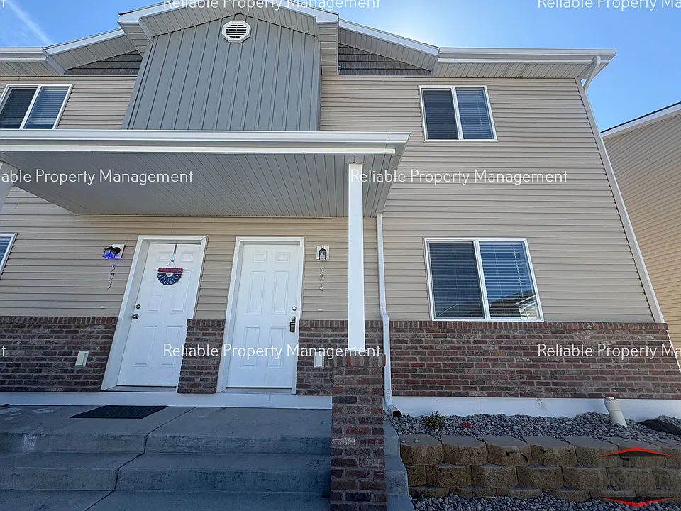 2015 Lawrence Ln #504