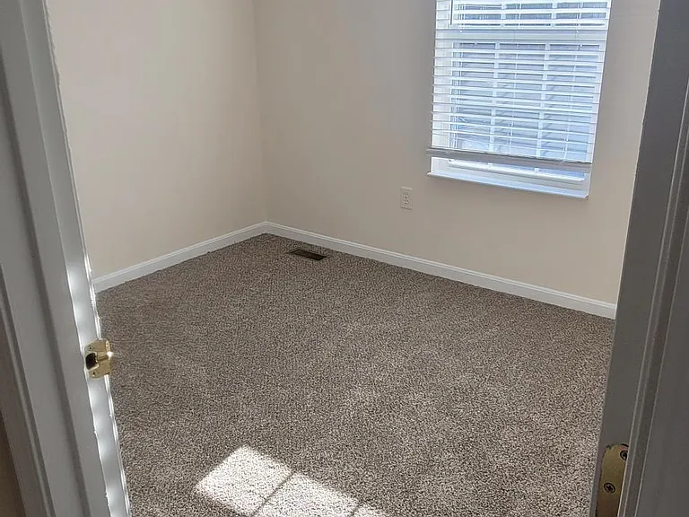 2938 Donjoy Dr — Photo 9