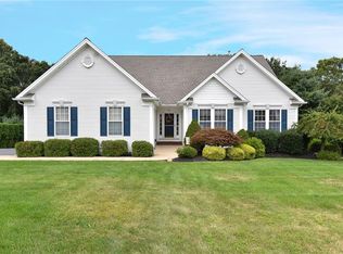 95 Castle Rocks Rd, Warwick, RI 02886