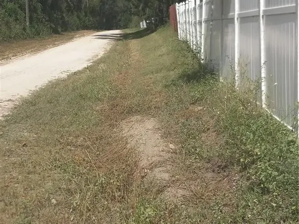 18223 SE 75th St #2, Micanopy, FL 32667