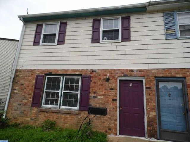 2nd image of 4 William Penn Ct
