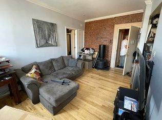 34-22 Crescent St #5, Astoria, NY 11106