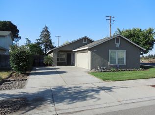 1700 El Rosal Ave, Ceres, CA 95307