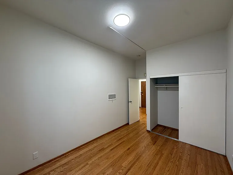 748 Jackson St #7 — Photo 5