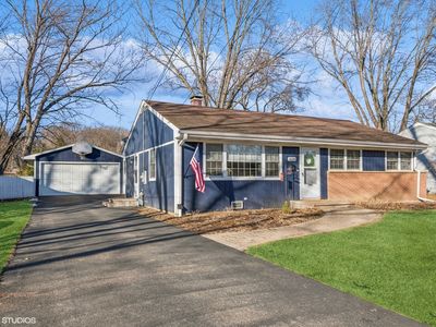 16250 W Arlington Dr, Libertyville, IL, 60048