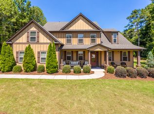 31 Timber Creek Estates Dr, Sharpsburg, GA 30277