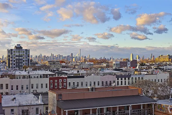 Rented by Bold New York | media 32