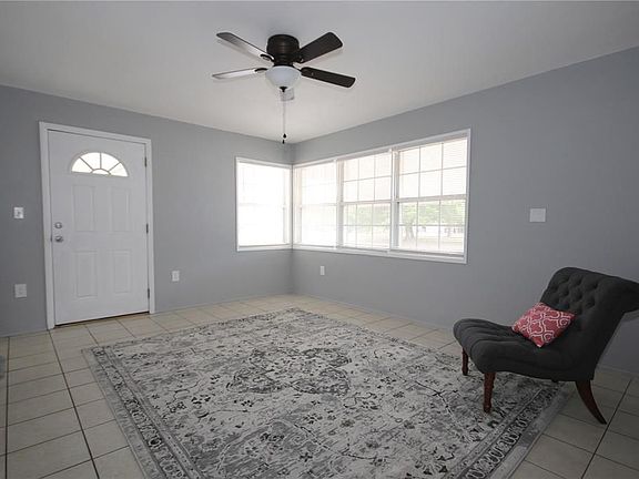 5th image of 1415 Hamlet Ave