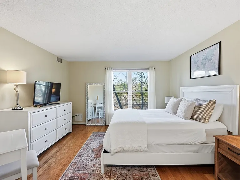 2100 Langston Blvd #207 — Photo 7