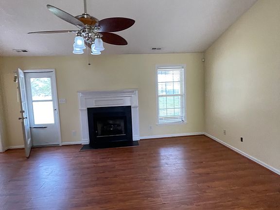 2nd image of 312 Buckeye Dr
